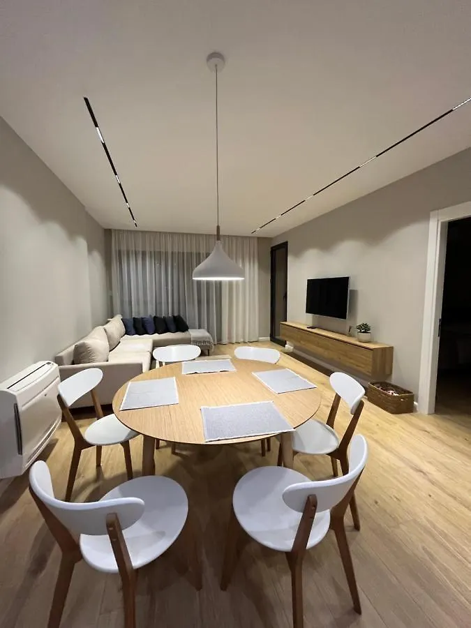 Bliss Apartment تيرانا