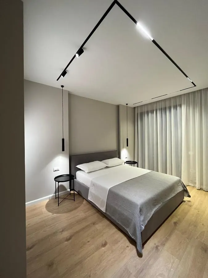 Bliss Apartment تيرانا